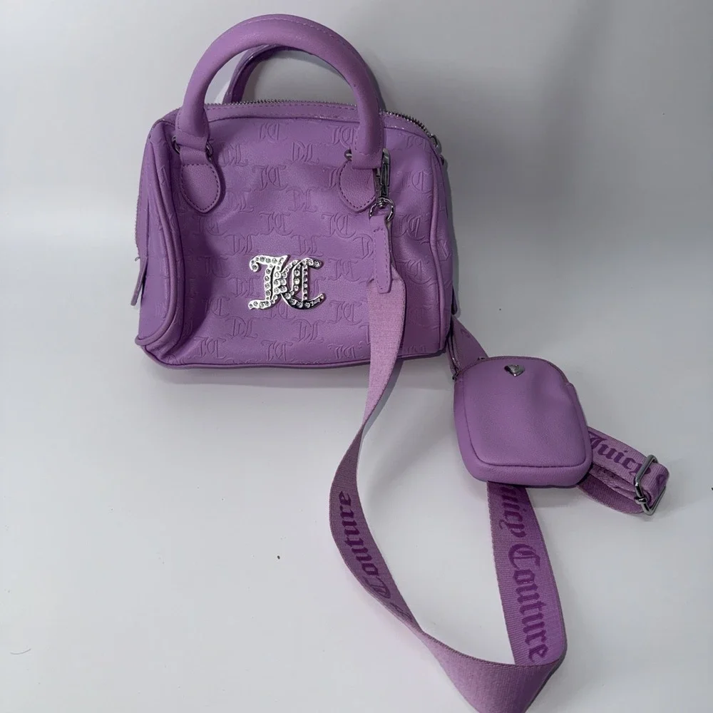 Juicy Couture Purple Purse Hand Tote Bag RN#108833 Great Condition. Camera Case
